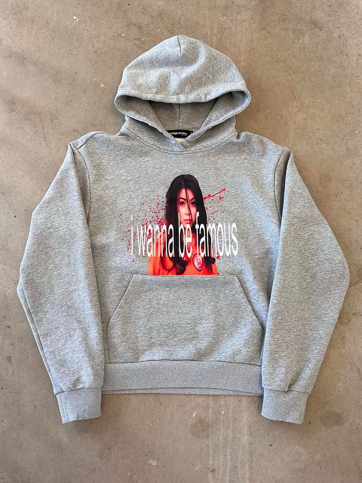 I wanna be famous hoodie product image (1)