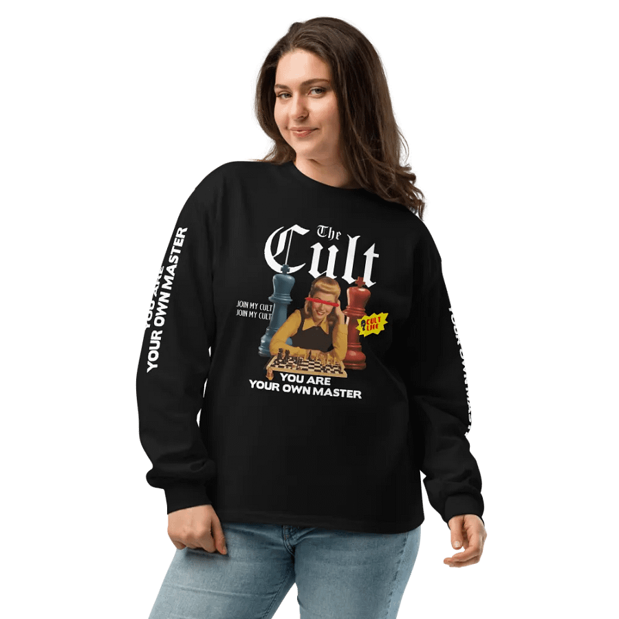LIFE IS CHESS LONG SLEEVE product image (4)