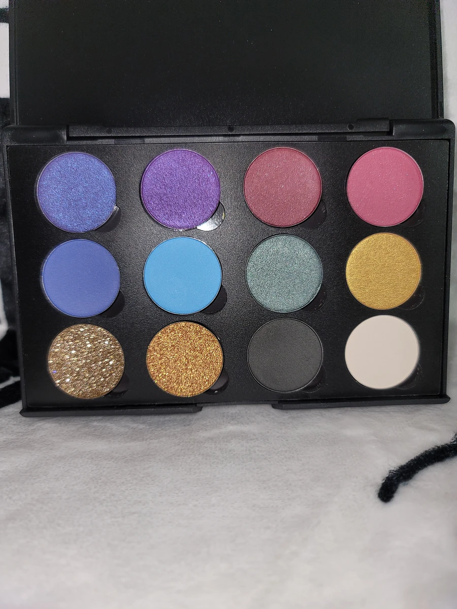 LL 12 Color Eyeshadow Pallett & Lipstick Package (3 LL Lipsticks) product image (4)