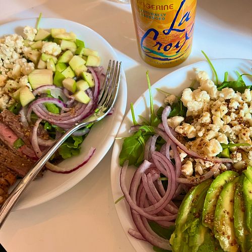 puff’s famous steak salad deserves a whole post 🤤