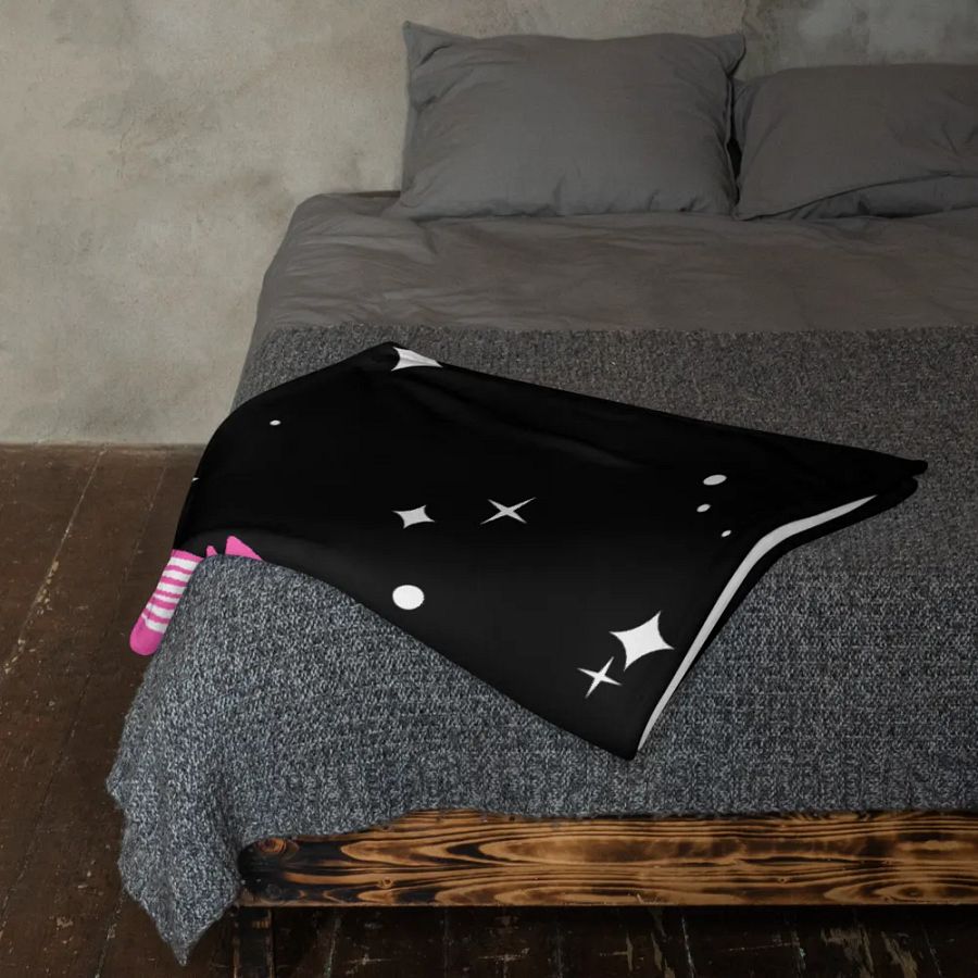 LizzyBear Throw Blanket product image (23)