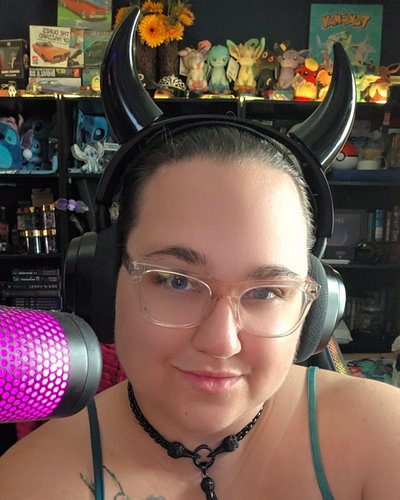 This week has drained me... HELP!
I am LIVE!!!
#HelmetFlairAmbassador #TeamFlair #RogueEnergyAffiliate #BlerpSoundAlerts #Fem...