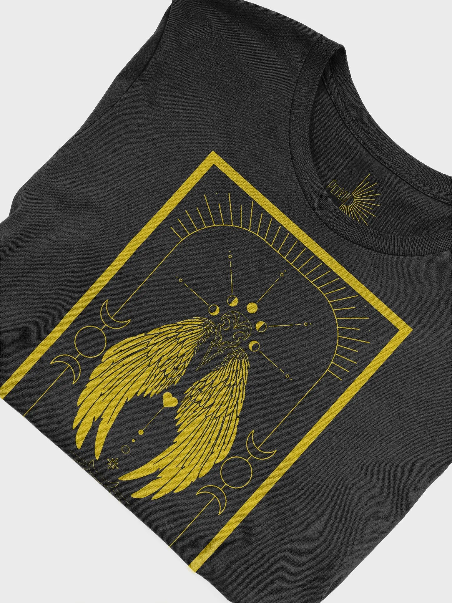 The Pet Gold Tarot T-Shirt product image (5)