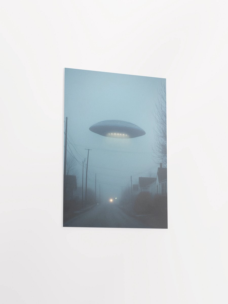 The Truth is Out There / The X-Files photo of UFO — sci-fi poster, movie art, I want to believe poster, space print, aliens wall decor product image (16)