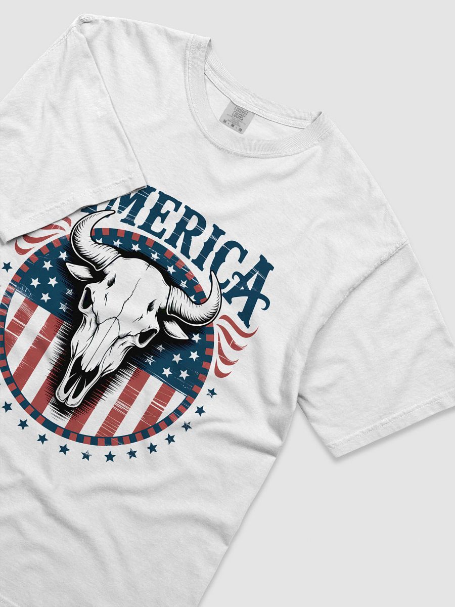 Patriotic Bull Skull Graphic Tee product image (107)