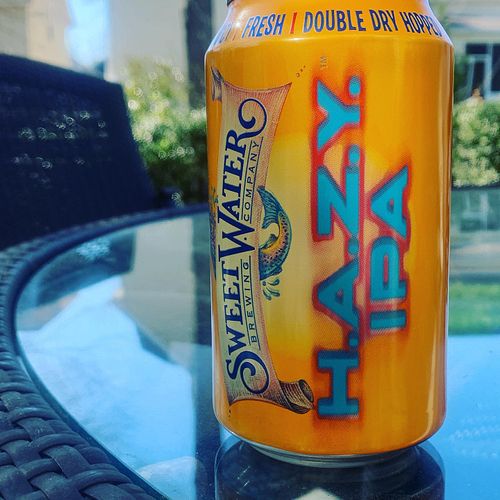 A beautiful day for a Hazy IPA @sweetwaternc @sweetwatertaproom @sweetwaterbrew #beertrader #beerandmetal #beerstagram #beerl...
