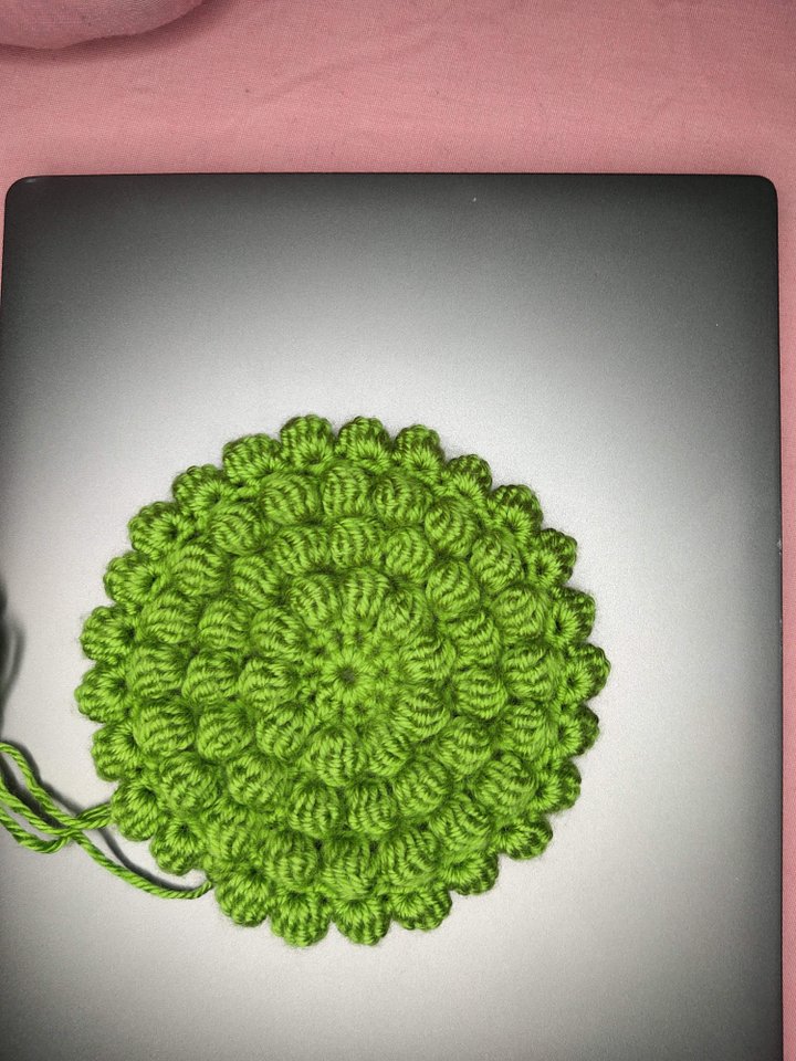 Bobble stitch circle pdf pattern product image (1)