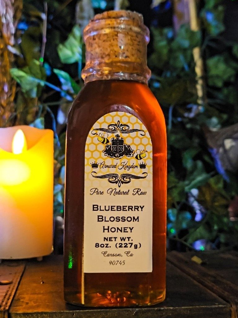 The Armored Kingdom Premuim Blueberry Blossom Honey Bottle(8oz) product image (1)
