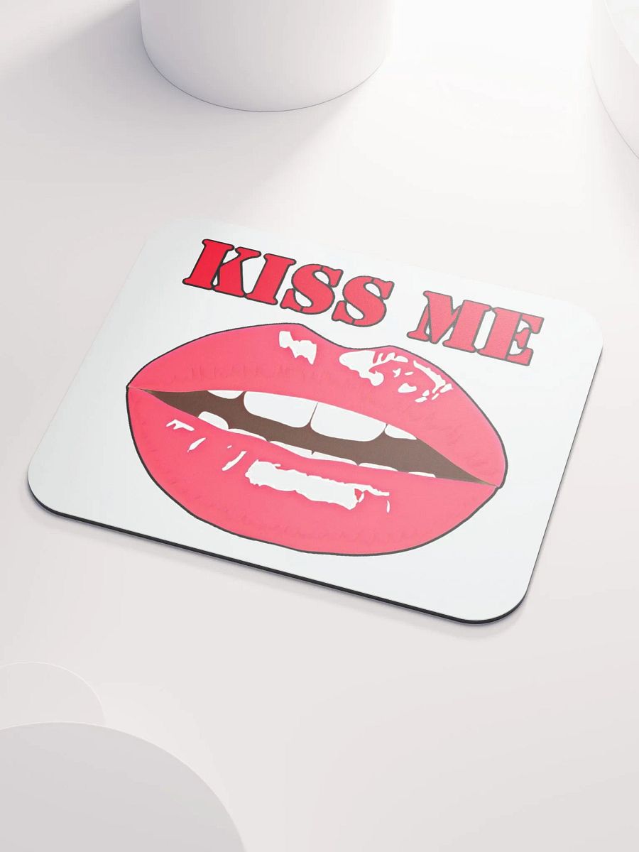 KISS ME product image (3)