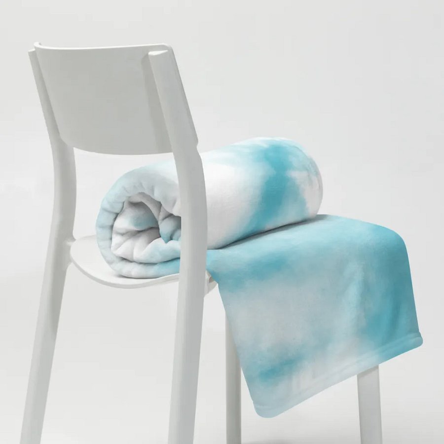 Snowflake Tie-Dye Throw Blanket product image (8)