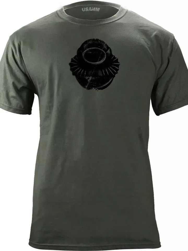 Vintage Army Scuba Diver Badge Subdued Veteran T-Shirt product image (1)
