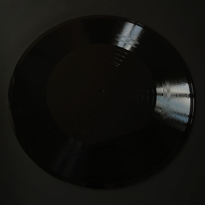 UAN0009 12" Black Cut Vinyl product image (1)