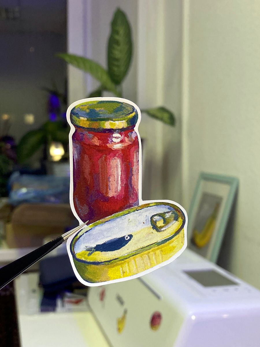 Sardines and a jar sticker product image (1)