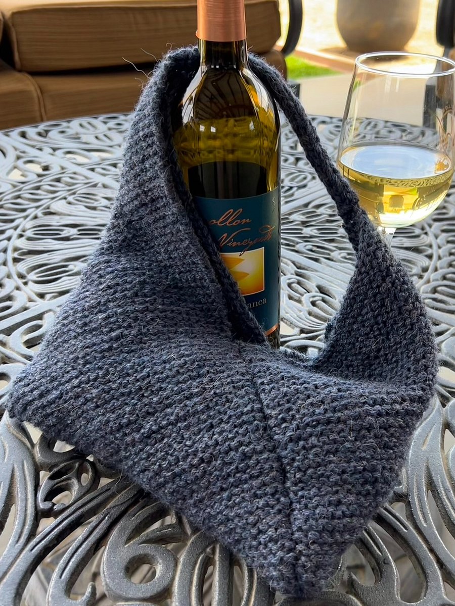Folded Rectangle Knit Purse product image (8)