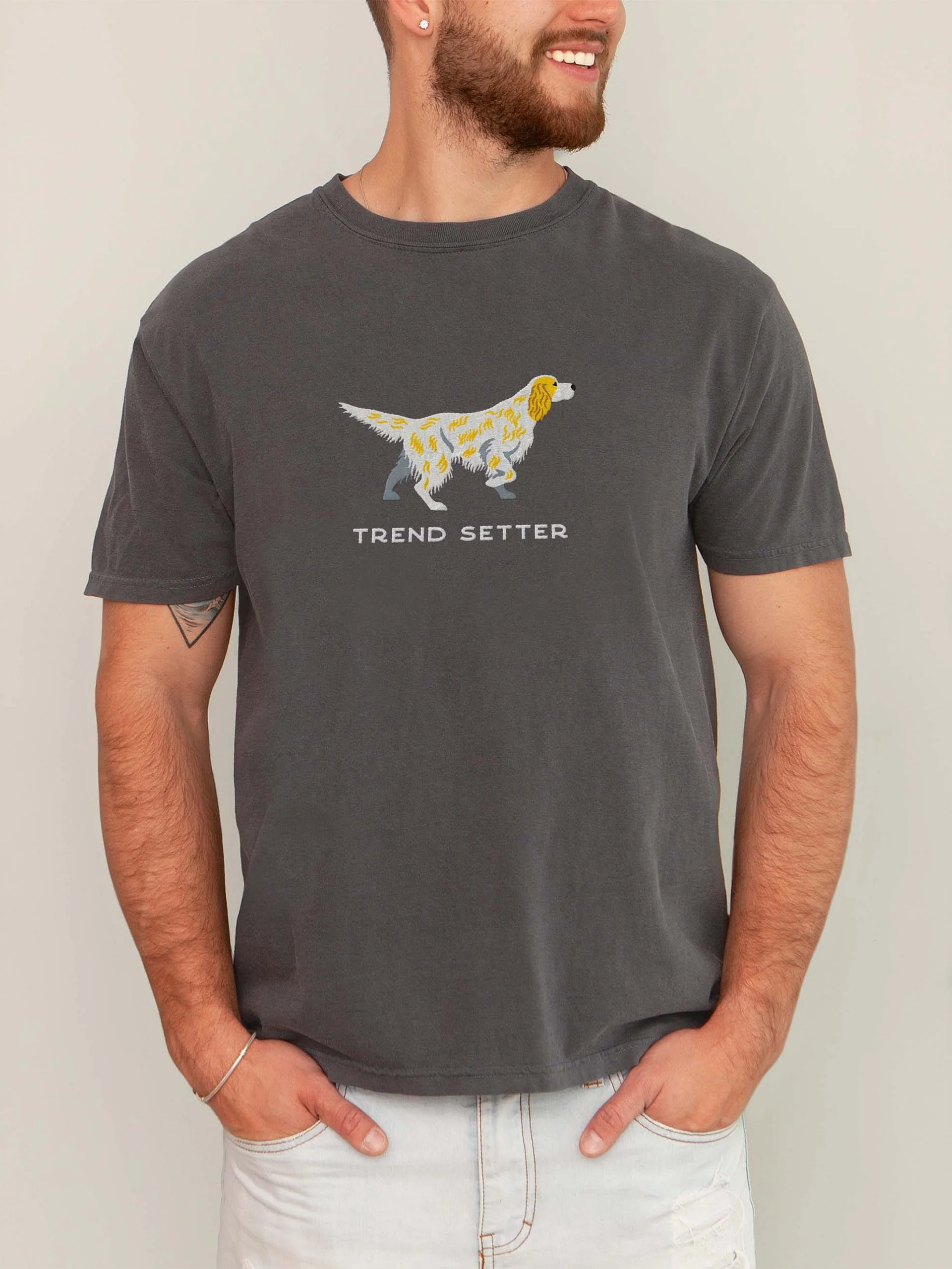 Trend Setter T-Shirt(Embroidered) of an English Setter(Lemon Belton) product image (2)