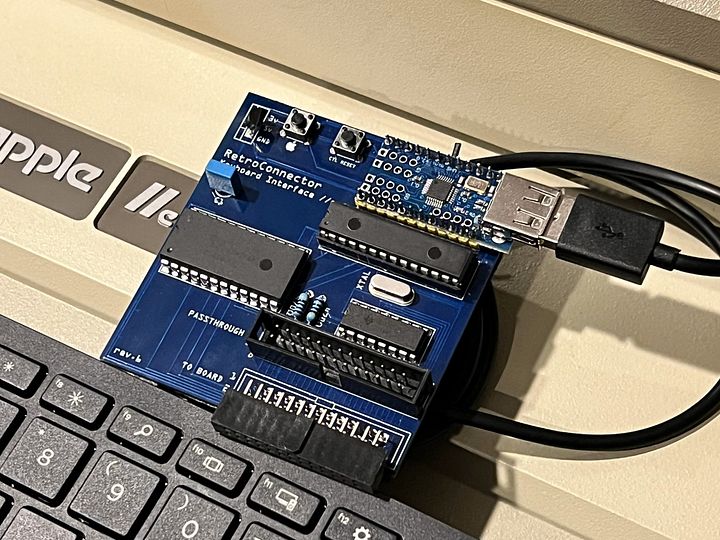 RetroConnector keyboard interface for Apple IIe product image (1)