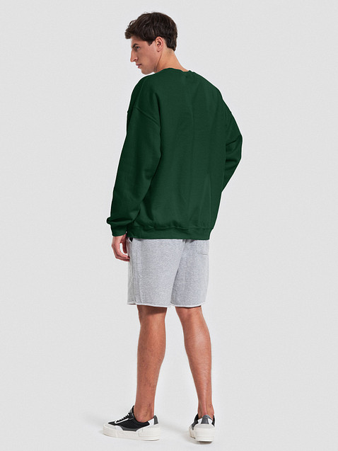 Photo showing Gildan Classic Crewneck Sweatshirt