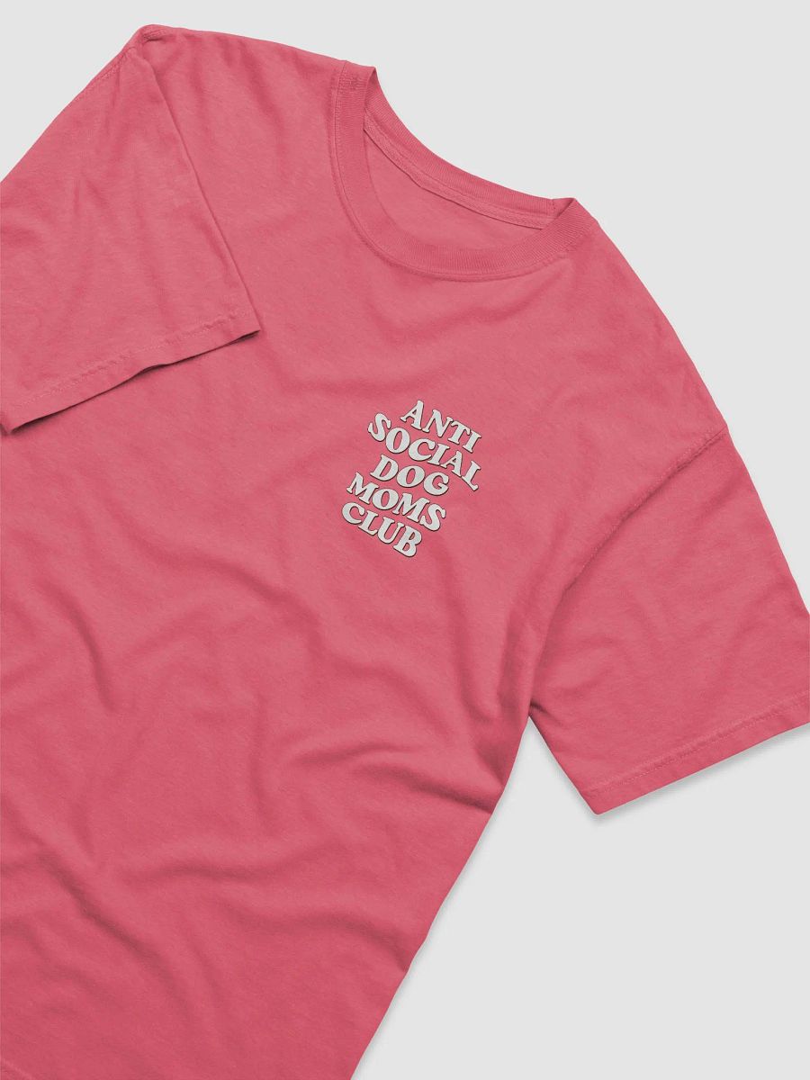 Anti Social Dog Moms Club Retro T-Shirt | Funny Introvert T-Shirt for Dog Moms product image (25)