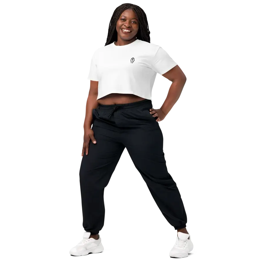 EXCLAIMING MENTALLY (L.C. black) embroidered cotton crop top product image (16)