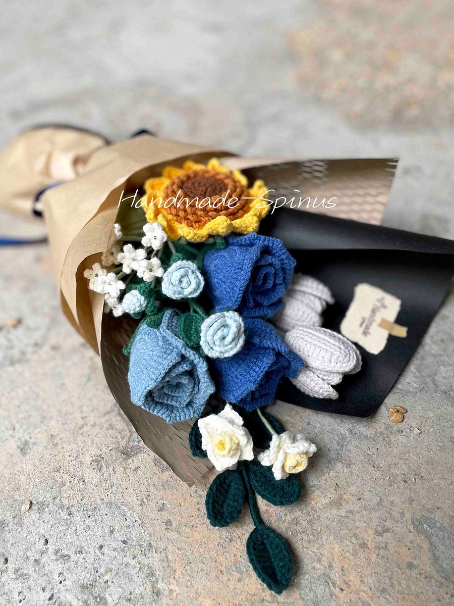 Blue Rose + Sunflower Crochet Knit Bouquet product image (6)