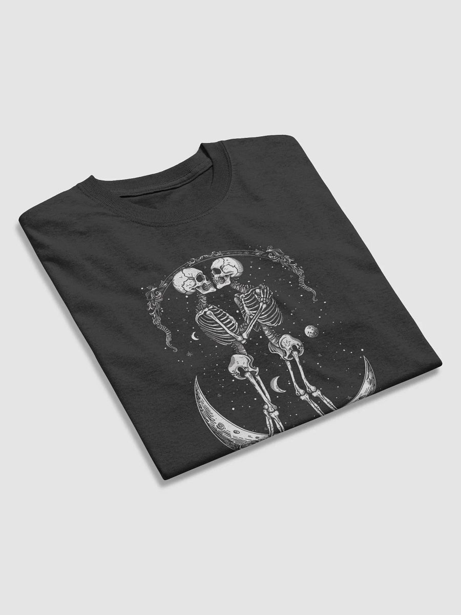 Skeleton Lovers Hugging T-Shirt product image (6)