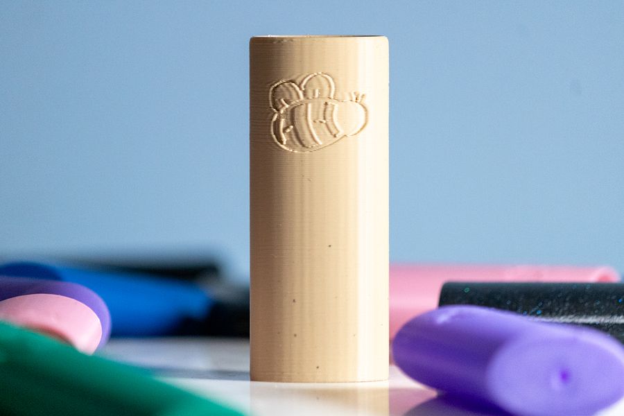 Bee Lighter Sleeve product image (11)