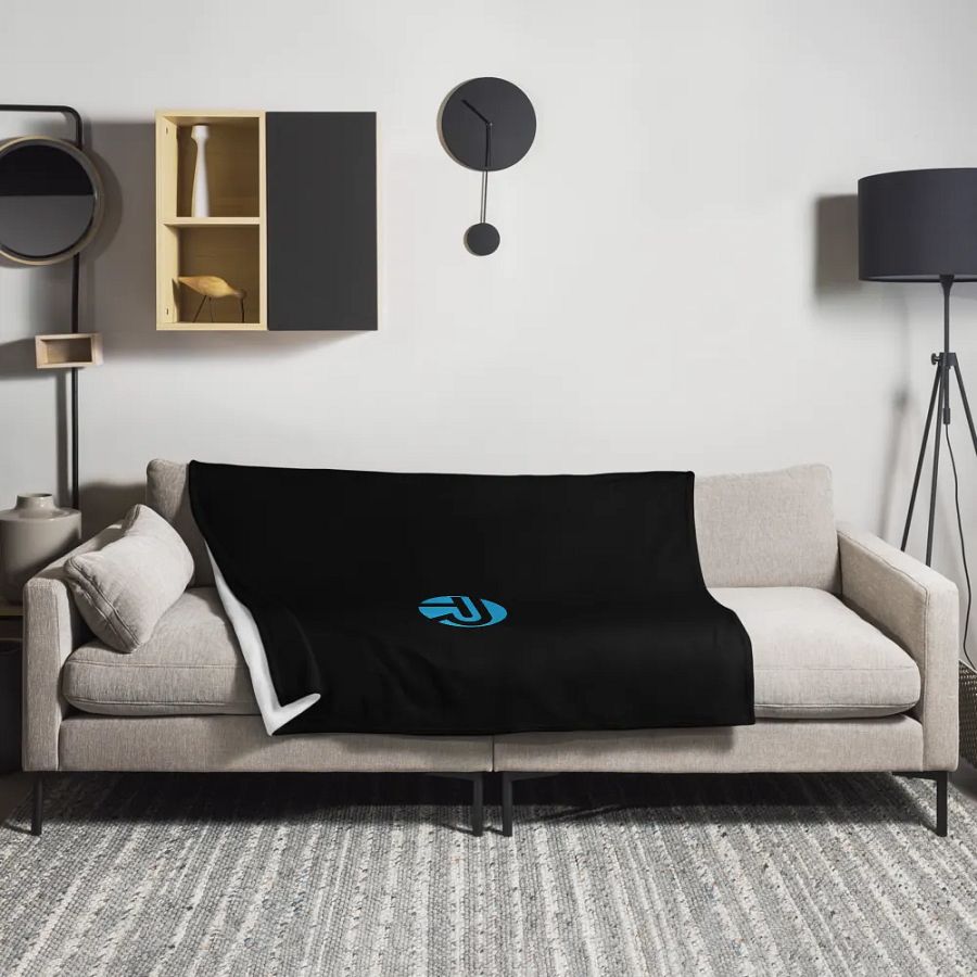 Soft and Cozy Throw Blanket product image (3)