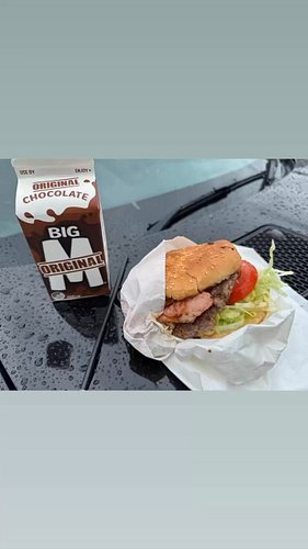 Hamburger With The Lot $9 @ Wimpy’s Wodonga Victoria.