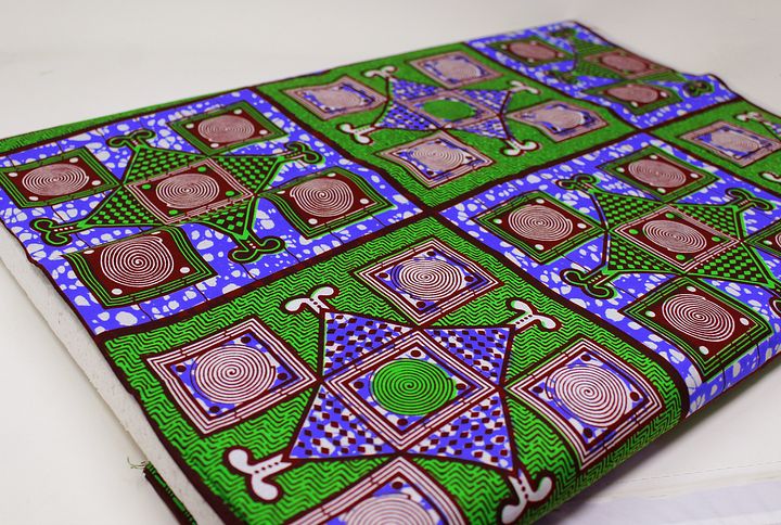 Tessuto Wax Print - Design Simboli Tradizionali - cod.576/B product image (2)