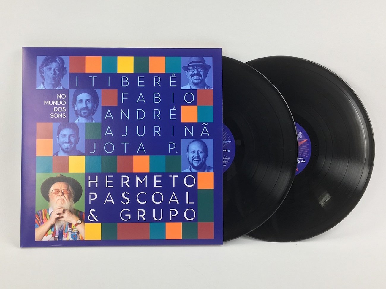 LP Duplo - Hermeto Pascoal & Grupo - No Mundo dos Sons product image (1)