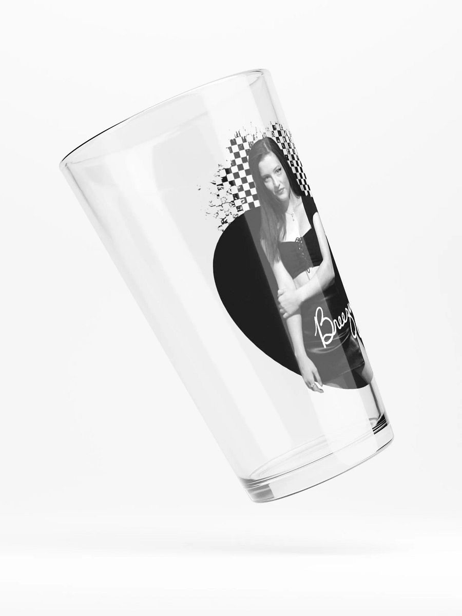 Breezy B&W Pint-Glass! product image (4)