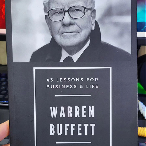 A straight to the point read of principles Warren Buffet has used and applied to his life for decades that still apply to thi...