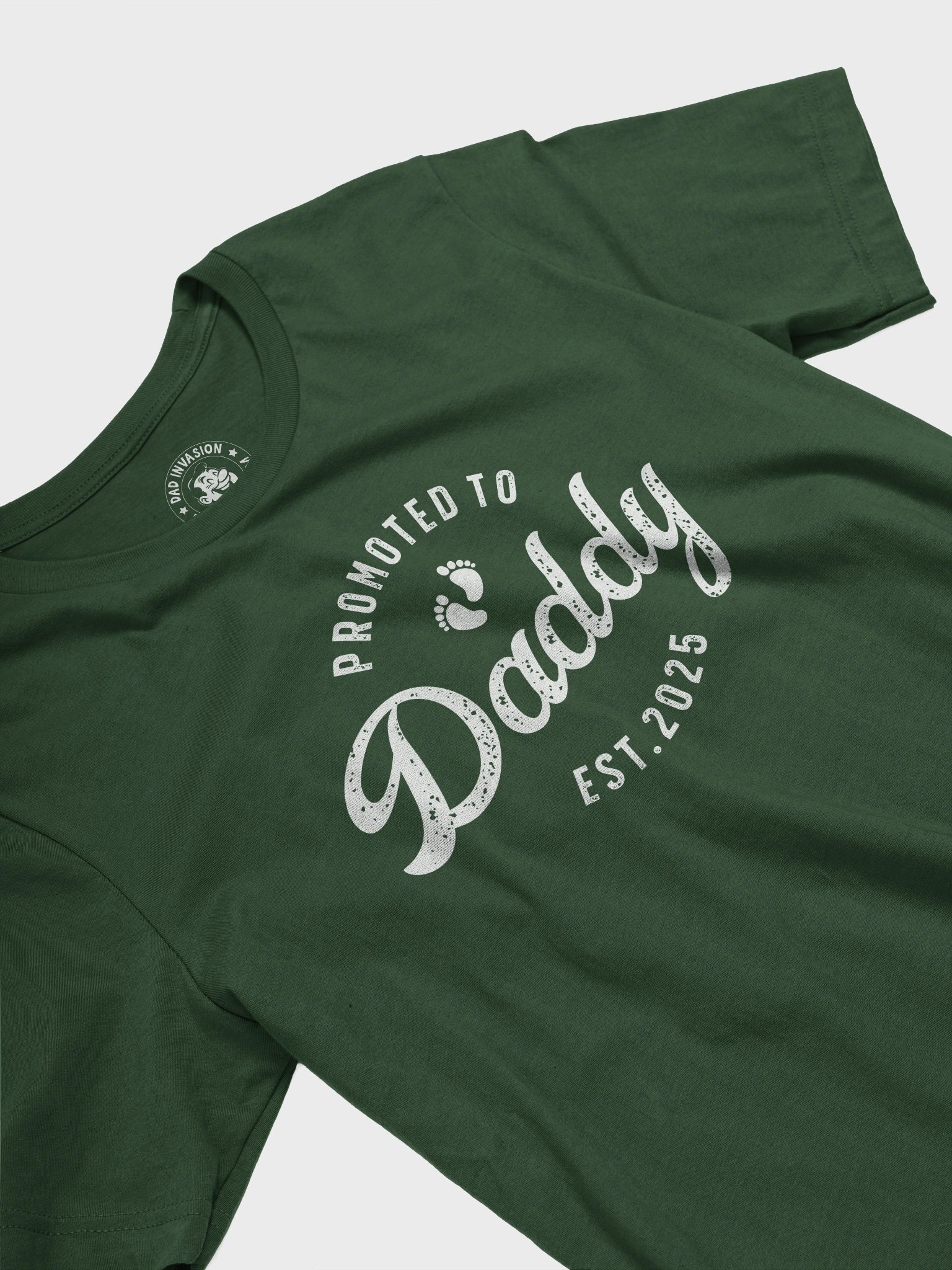 Promoted to Daddy EST. 2025 - New Dad T-Shirt product image (12)