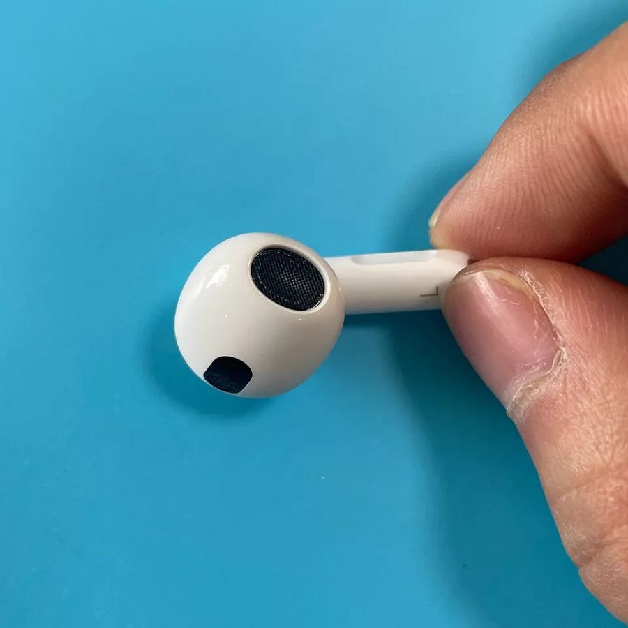 Authentic Apple Airpods 3rd Gen A2564 Left Side Airpod Replacement Earbud product image (4)