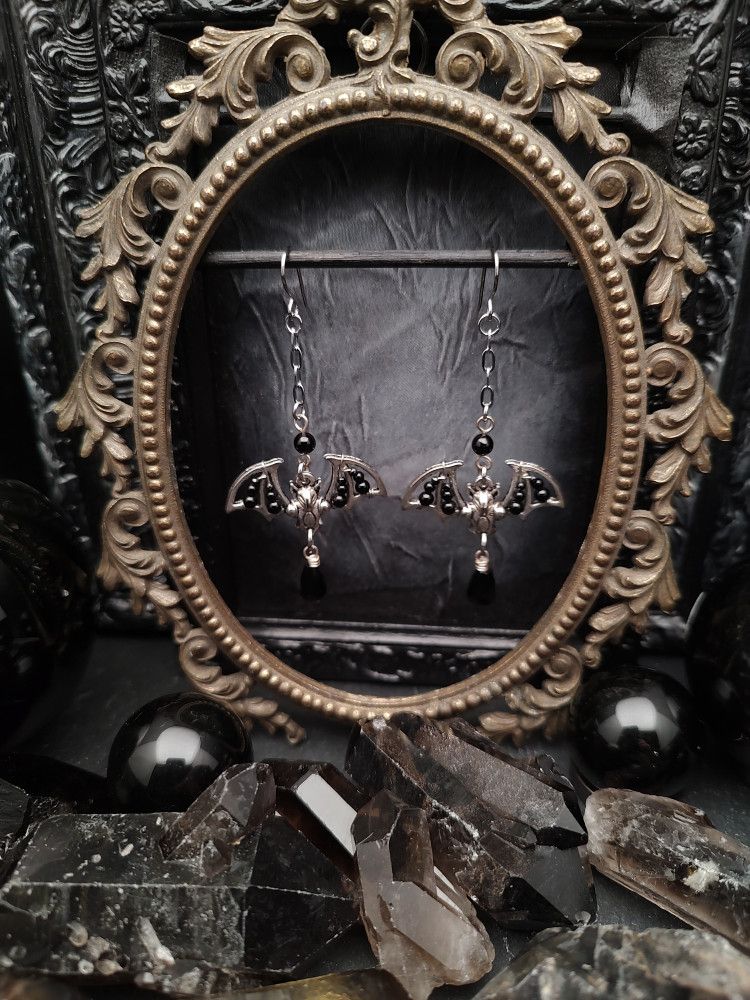 Earrings Bats - Onyx Shadows product image (3)