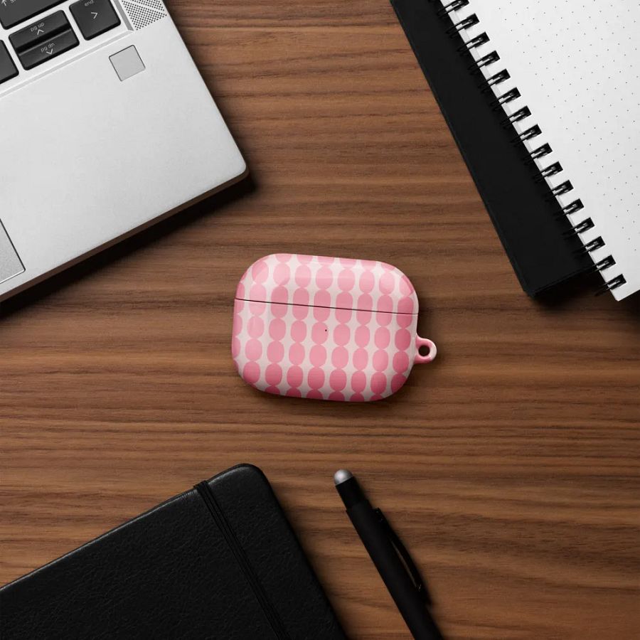 Pinkie Bubble Chain Airpods Case product image (50)