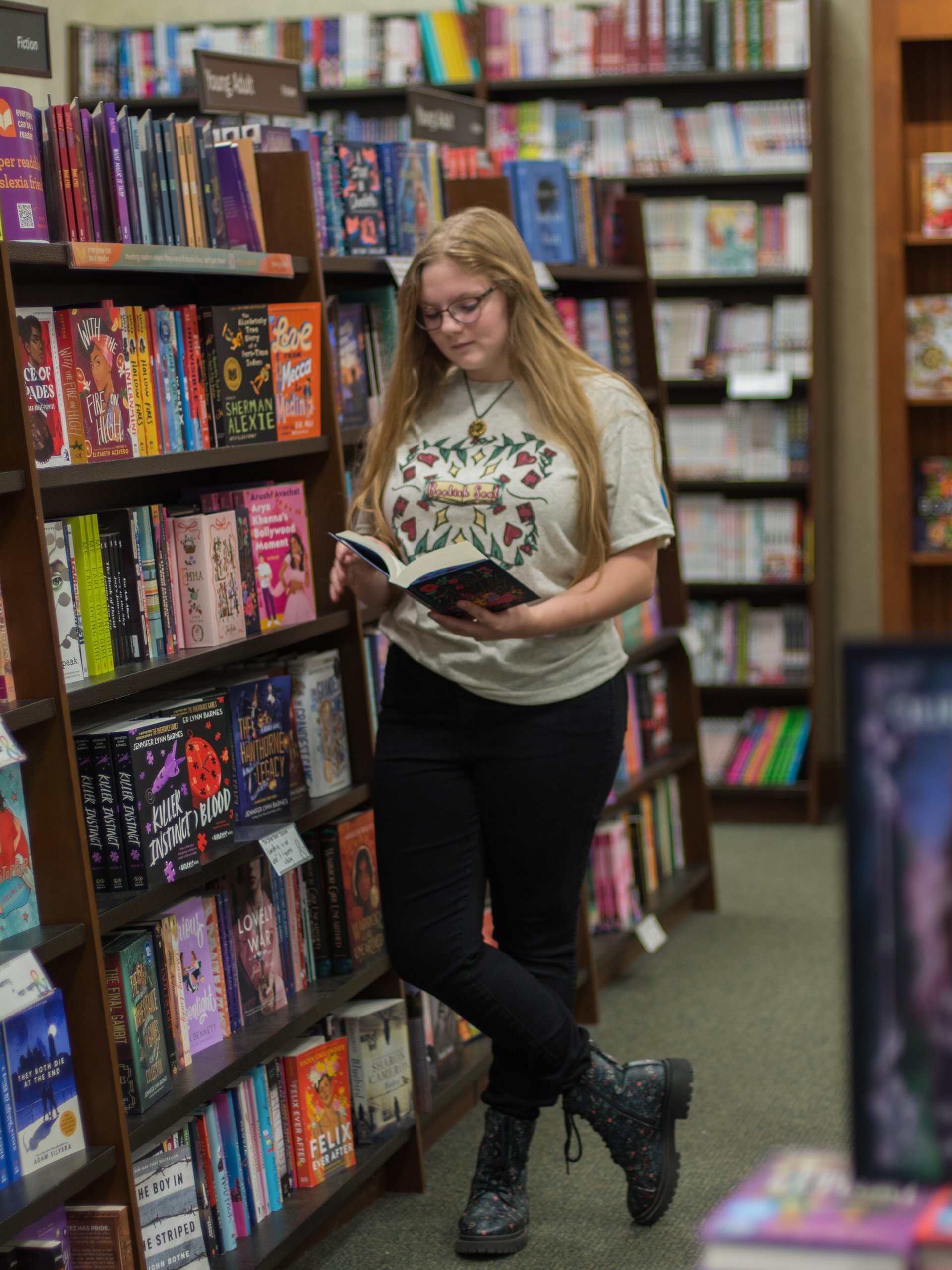 Bookish Soul T-Shirt product image (3)