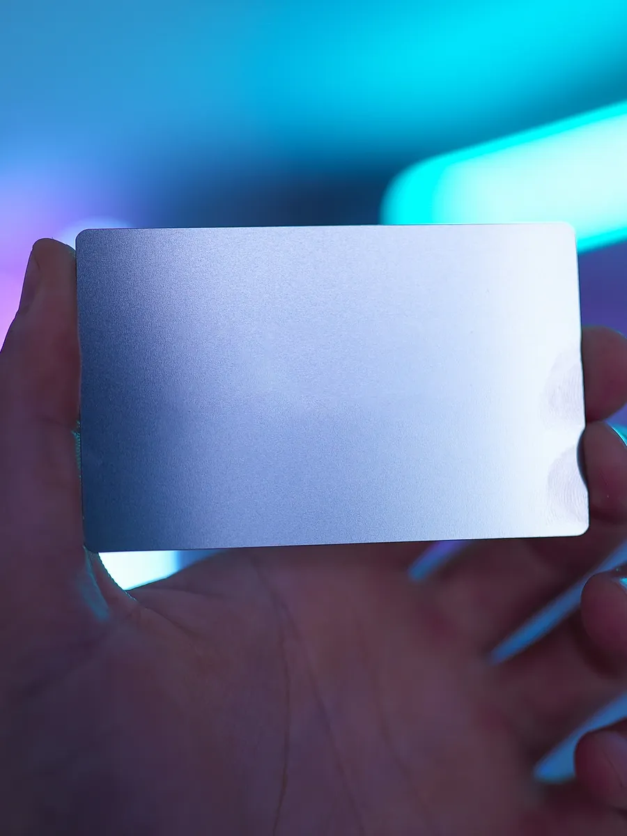 Silver V-Card product image (2)