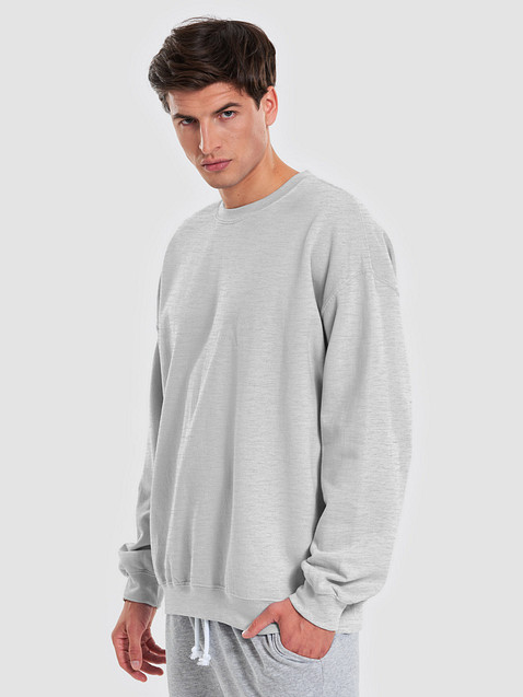 Photo showing Gildan Classic Crewneck Sweatshirt