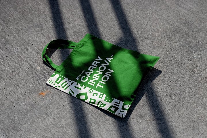 Kwenu design Tote product image (1)