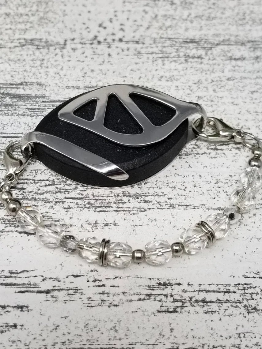 Shimmer Bracelet | Czech Glass | Handmade Accessory for Bellabeat Leaf Urban & Ivy product image (2)