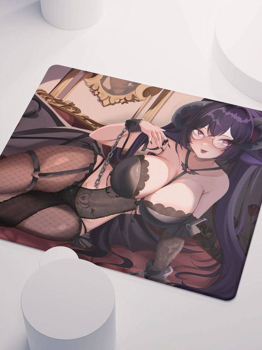 Roses & Chains - Sleepy Pinup Mousepad product image (3)