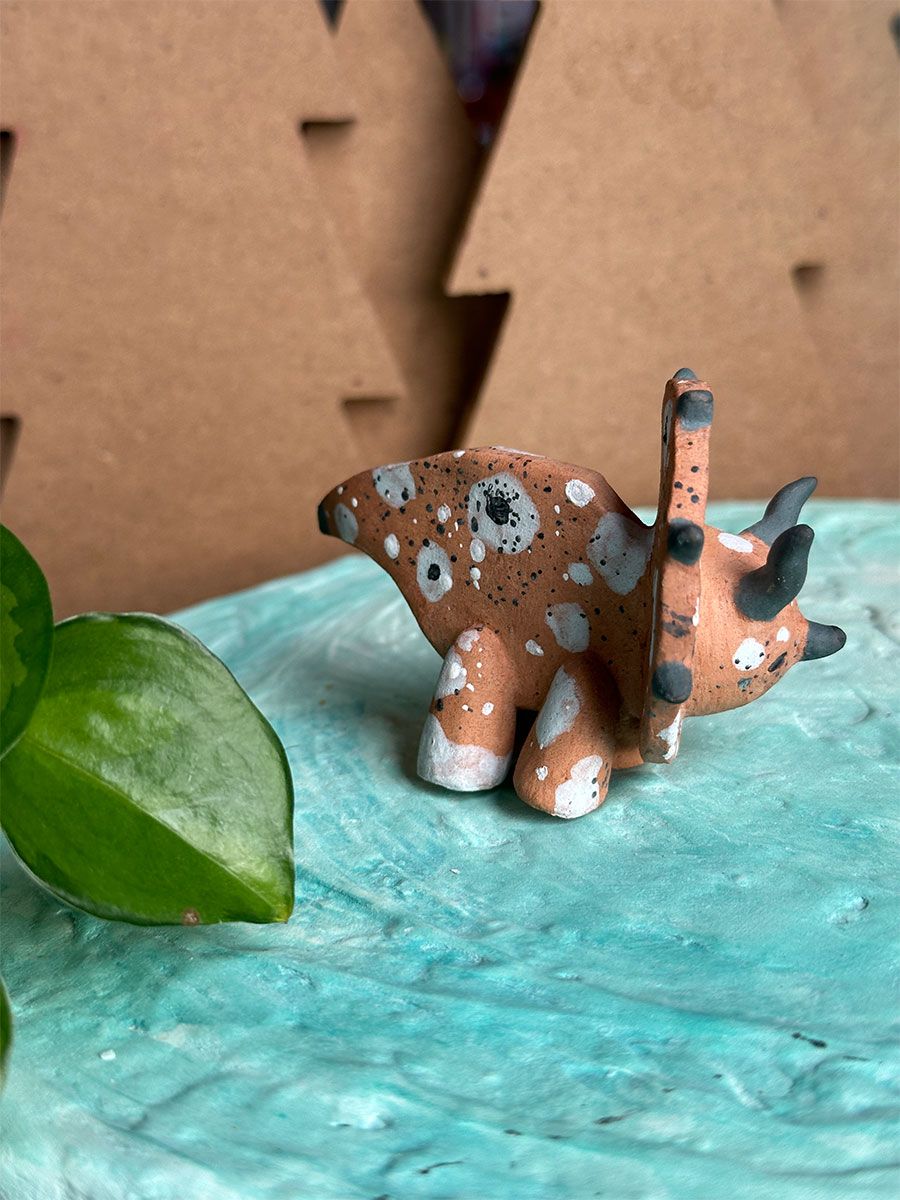 Spotty Bull Ceratopsid Ceramic Spill product image (4)