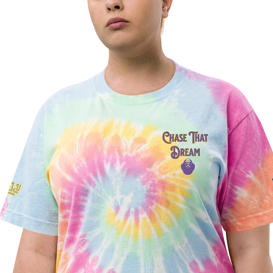 Chase That Dream Gradient Glitch T-Shirt product image (16)