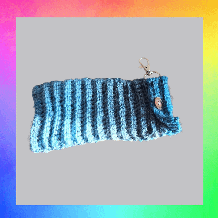 clip on pouch A product image (1)