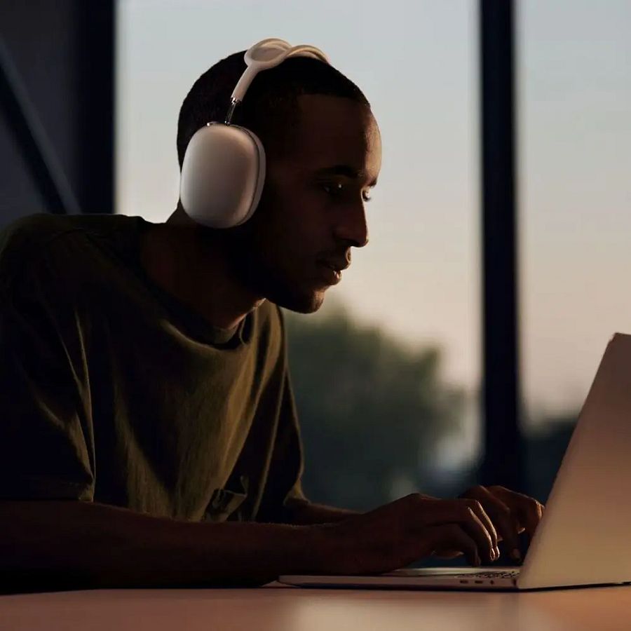 AirPods Max product image (3)