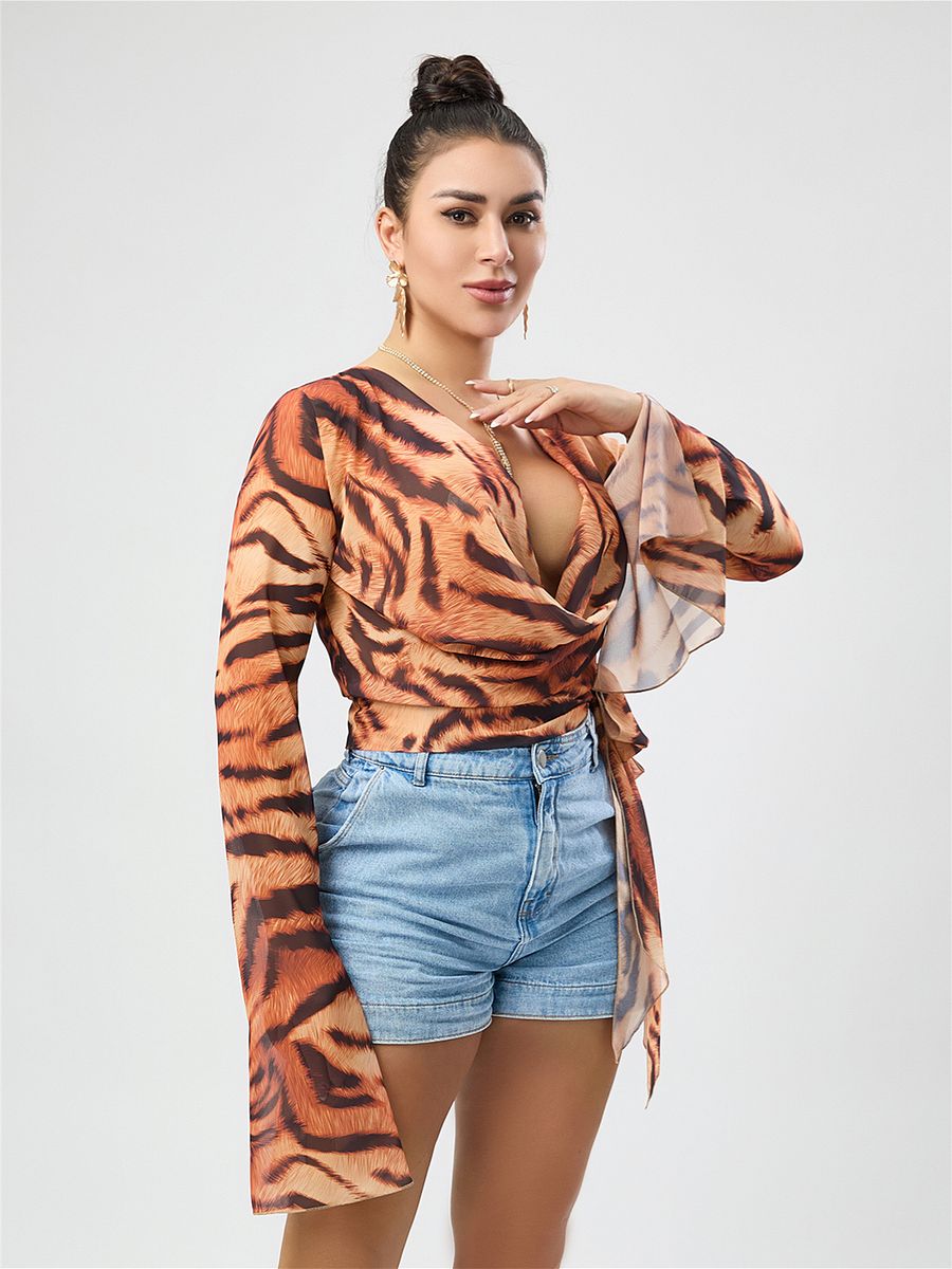 non-stretch chiffon tiger stripe printing bell-sleeve crop top product image (5)