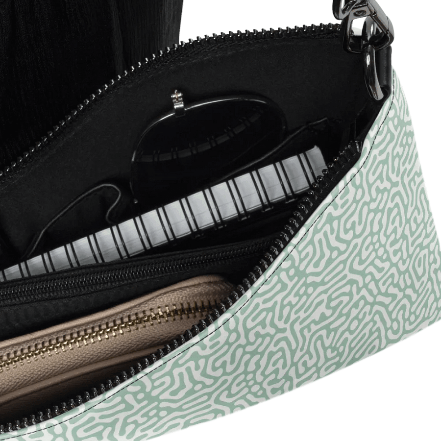 A wonder among plains Crossbody Bag product image (6)