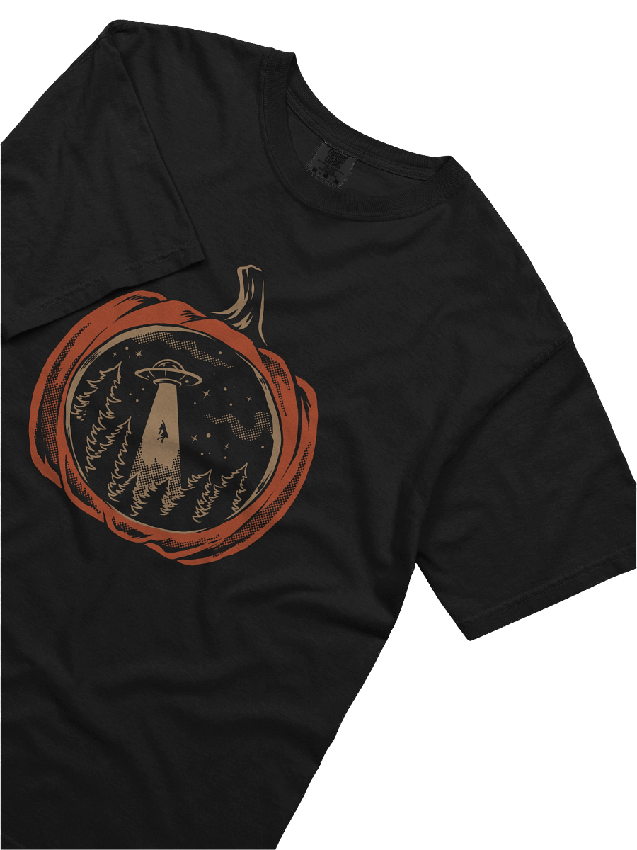 UFO Pumpkin Carving Tee product image (5)