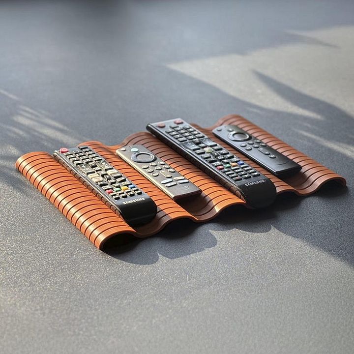 Wave Remote Control Holder [Large] product image (1)